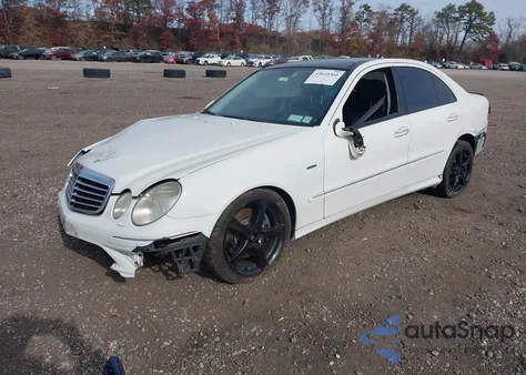 2009 Mercedes-Benz E 350 4Matic z USA, uszkodzony, nr VIN WDBUF87X79B389138